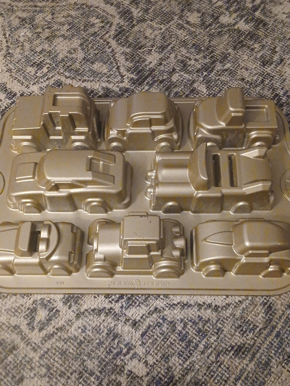 Metallic Gold Toy Car Baking Mold